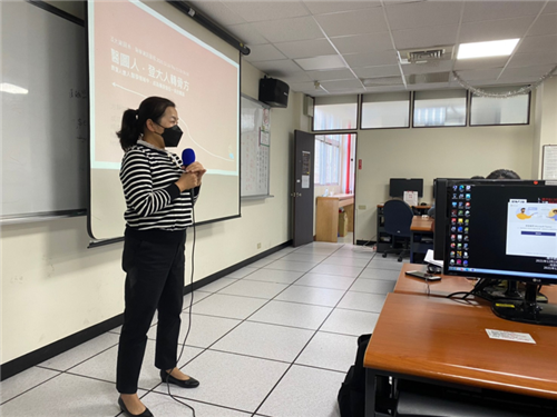 任課教師介紹講者方靜如