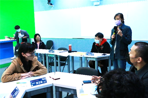 邀請三位主講老師進行「110學年度Mentee教師座談會」活動