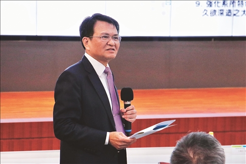 何啟東分組報告