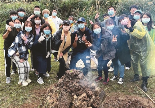 臺灣農村窯烤體驗