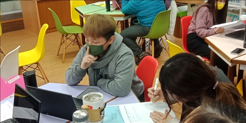 忠山實小陳育萱老師報告