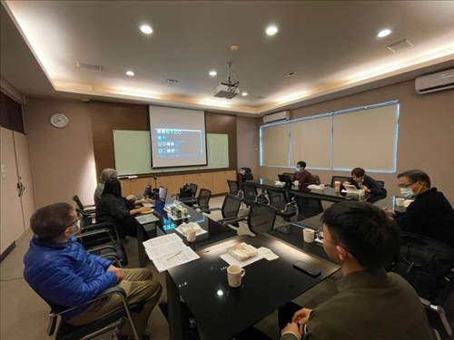 講者實際演示系統的操作過程