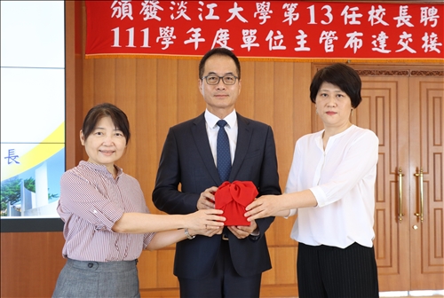 文學院院長交接