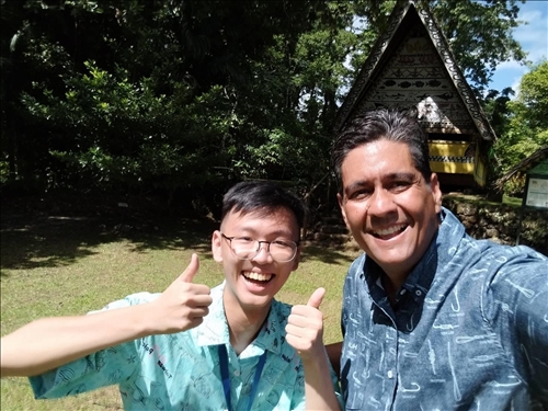 陳宥嘉與帛琉總統合照