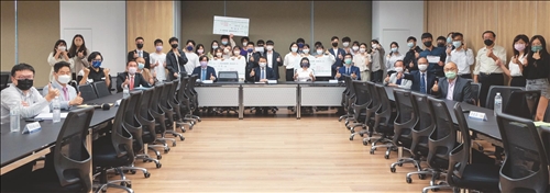 創新創業競賽大合照-1