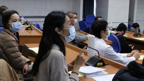 與會教師熱烈參與互動與交流