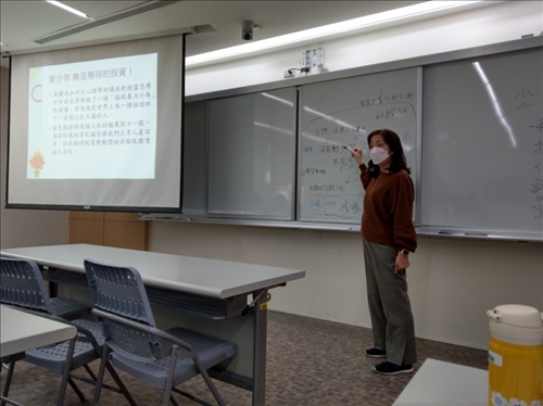 老師針對學生所寫的內容進行歸納統整