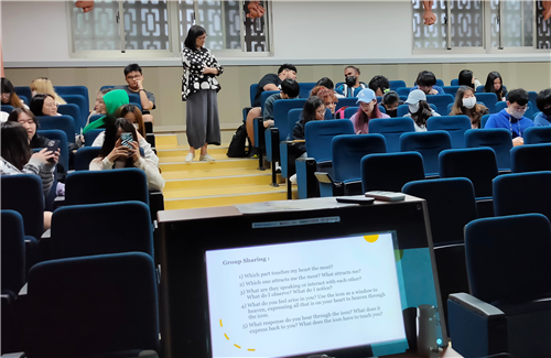 07_Group discussion and sharing of theexperience of Icon Arts.:默觀體驗討論