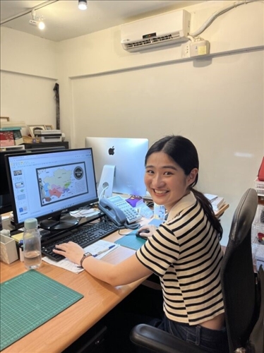 李晨語同學歐亞之星公司實習