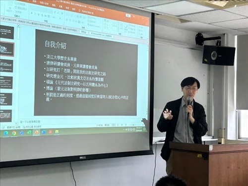 講者王信杰博士