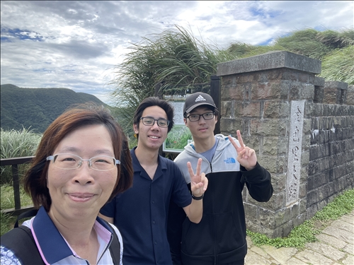 金包里城門與抗日人士簡大獅關係密切，係仿芝蘭市街城邑所建