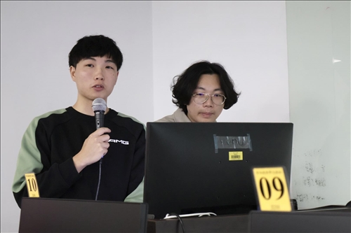 學生與講者互動