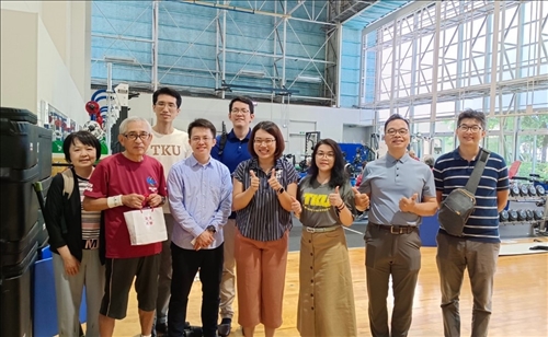 圖5團隊與早稻田大學運動科學所合照