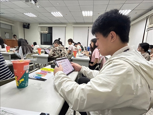 參與者聆聽研習（２）