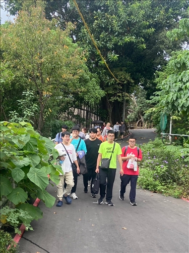 淡水捷運站至紅樹林健行