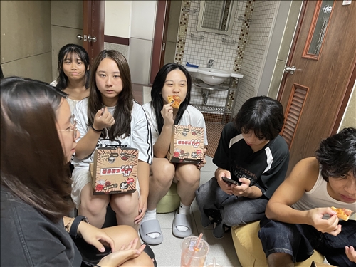 同學們之間的交流