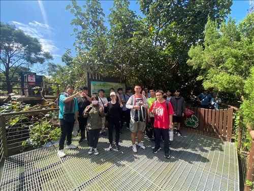 紅樹林生態步道合影