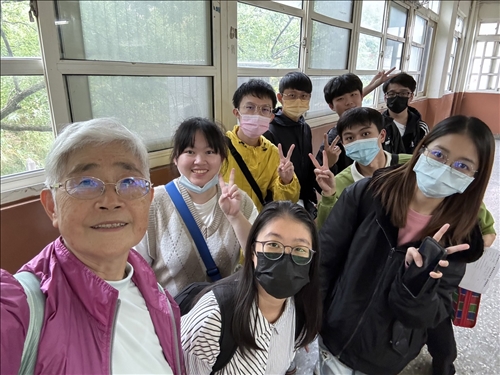參訪合照