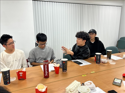 大四學長與學弟妹分享大學四年的生活與大三出國準備