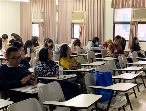 印尼峇里國立教育大學教育學院院長及老師參與課程，並分享國際性別平等、印尼及峇里島，關於性別及文化上的現況。