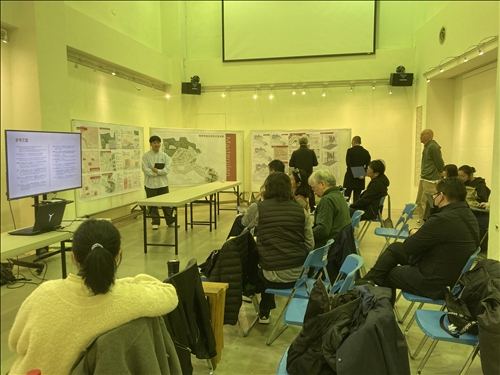 高家明同學發表其對於精神照護需求者的社區照顧空間探討