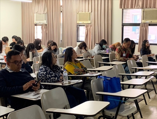 印尼峇里國立教育大學教育學院院長及老師參與課程，並分享國際性別平等、印尼及峇里島，關於性別及文化上的現況。