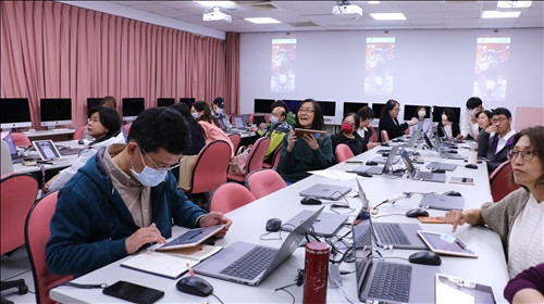 與會老師專注參與研習實作活動