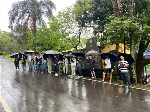 滬尾櫻花大道合影