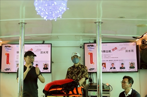 校友林志勇進行致詞