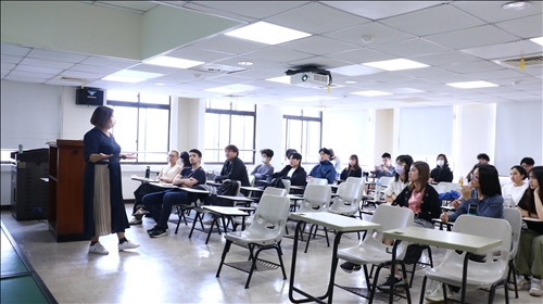 學生專注參與課堂教學