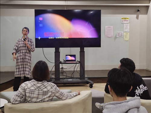 講師從歷史科學和人文方面帶同學了解跨性別議題