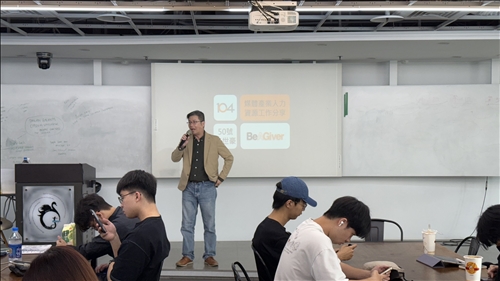 LINE TV巧克科技人力資源主管烏世豪先生親臨演講