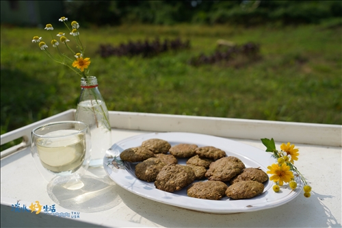 洋甘菊餅乾與香草茶