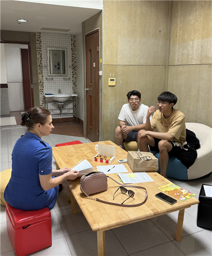 安娜教授講解活動