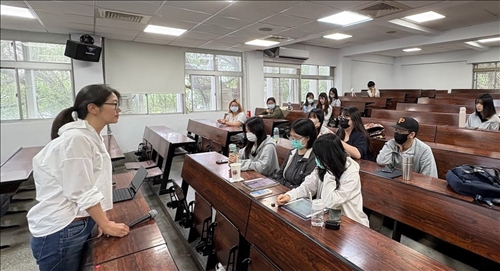 對於文本先行閱讀