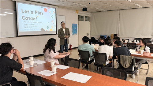 包正豪院長做活動開幕致詞