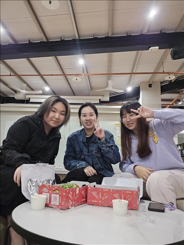 同學參與活動。