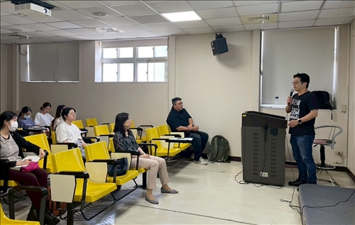 梁鴻栩助理教授說明評分標準