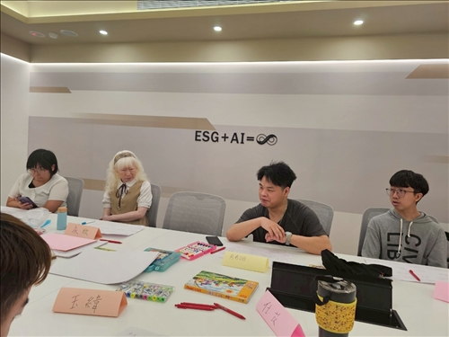 學員進行破冰與互相認識