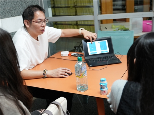 業師講解流程圖製作