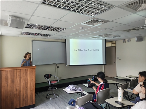 資工系馮若梅老師「AI與團隊發展學習」講座