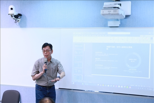 陳老師分享AI教學簡報製作過程