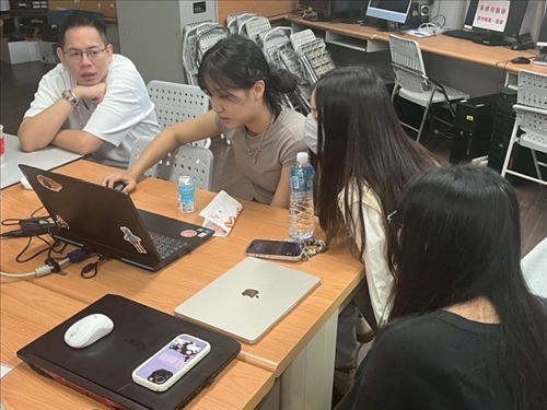 同學依據業師意見修改遊戲