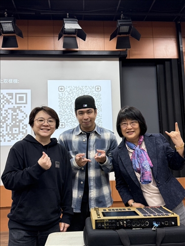 活動主辦人與講者合照