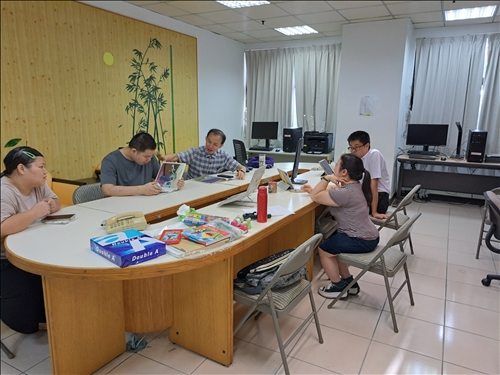 授課老師介紹插畫課程內容