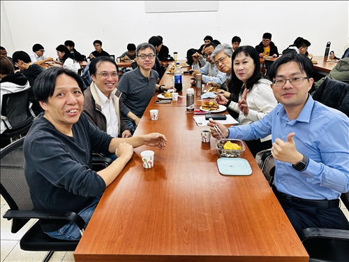 主任與全英班老師們