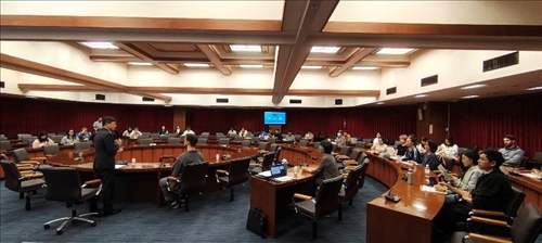 葉劍木國際長在說明會開始時致詞