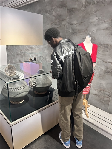 學生認識原住民器物及服飾