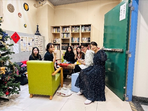 感恩節晚餐會大合照