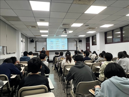 蔡館長講述博物館淨零排放的措施